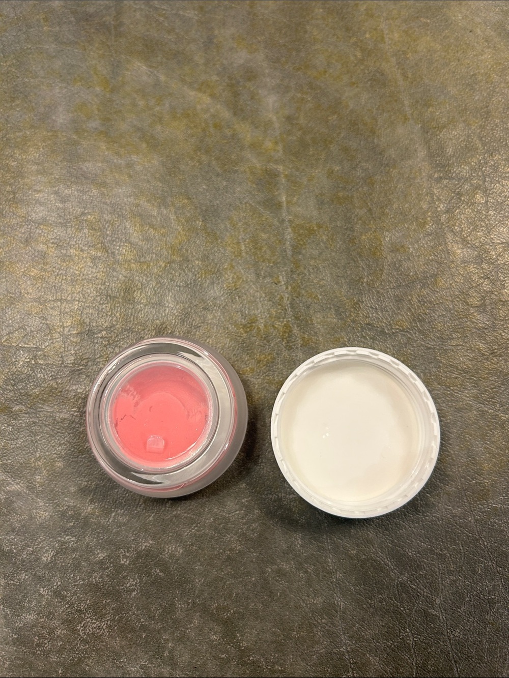 Gitti Velvet Cheeks Natural Mousse Blush- 03 Soft Pink - Picture 3 of 3